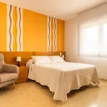 Casa Alvarito פורטונובו